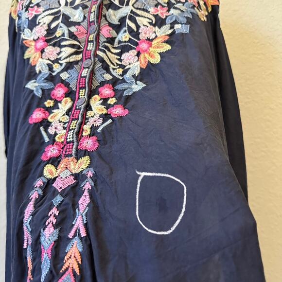 BIYA JOHNNY WAS Alia Poncho Top Navy Floral Embroidered Relaxed Bohemian - Picture 6 of 15